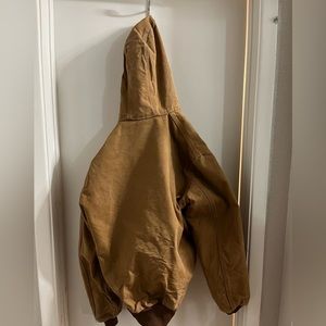 Carhartt men’s medium tan jacket